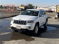 جیپ گراند شیرۆکی